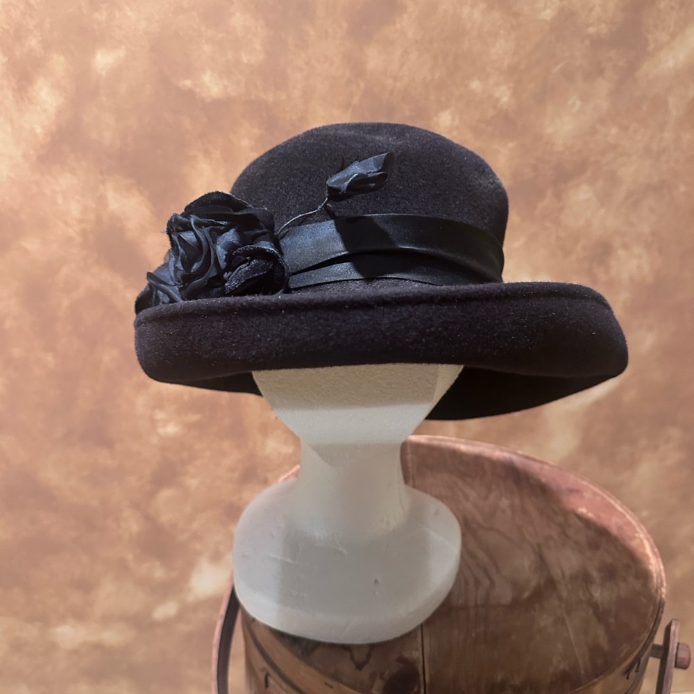 Louise Greene - Santa Monica Vintage Black Women's Hat with Floral Accent